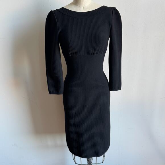 ALAÏA Black Ribbed Virgin Wool Little Black Dress - Picture 2 of 11